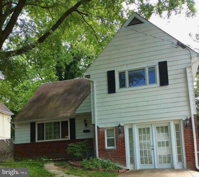 5905 Mustang Dr, Riverdale, MD 20737 - photo 2