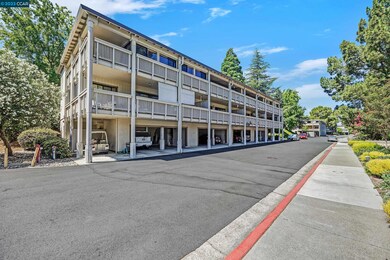 1185 Singingwood Ct unit 1, Walnut Creek, CA 94595 - photo 3