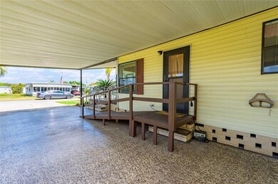 36714 Niles Dr, Zephyrhills, FL 33542 - photo 6