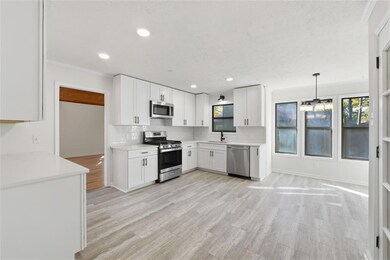 2161 Deep Woods Way unit 3, Marietta, GA 30062 - photo 4