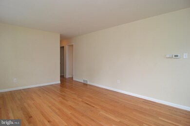 316 S Miller St, Reading, PA 19607 - photo 3