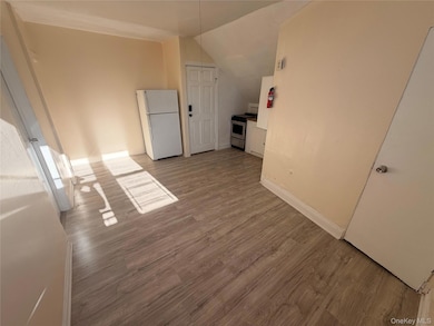 315 S 4th Ave unit 3, Mount Vernon, NY 10550 - photo 2