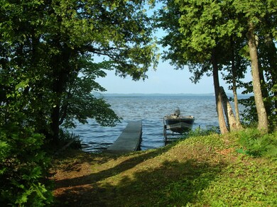 Dock and great sand bottom