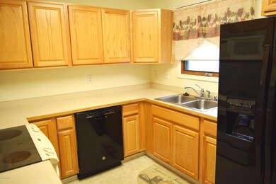 8220 Mentra St unit 1, Anchorage, AK 99518 - photo 7