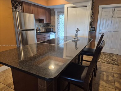 1510 SE 15th St unit 305, Fort Lauderdale, FL 33316 - photo 4