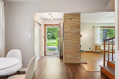12-web-or-mls-S Brust Ave-1806-012