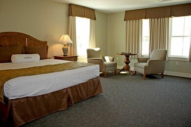 701/703 Qtr I V Adams House, Ludlow, VT 05149 - photo 5