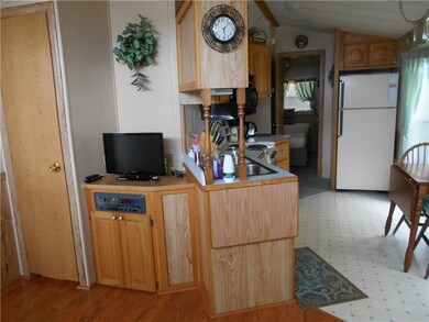 TV Corner to Kitchen