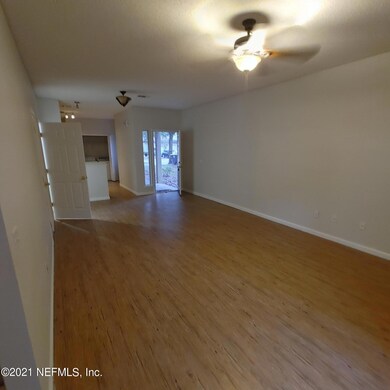 4722 Playpen Dr, Jacksonville, FL 32210 - photo 3