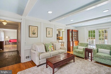 8804 Fox Hills Trail, Potomac, MD 20854 - photo 6