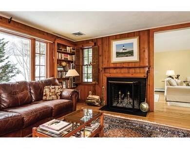 140 Vine St, Chestnut Hill, MA 02467 - photo 5