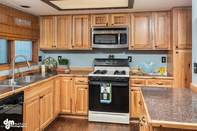 7751 Little Bend Circle-large-003-Kitche