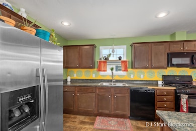 5492 Prancer Dr, Caledonia, MI 49316 - photo 5