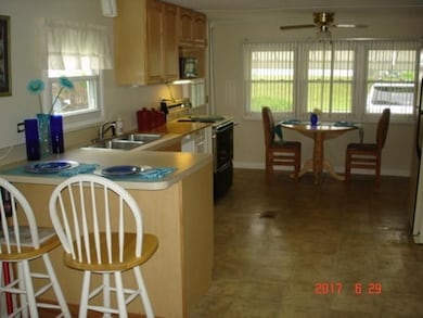 24 Hazel St, Hollis, NH 03049 - photo 6