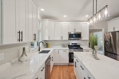 1123 Thackery Ln, Naperville, IL 60564 - photo 7