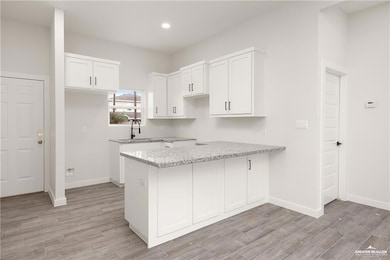 1321 Joscelyn Dr unit 3, Edinburg, TX 78541 - photo 7