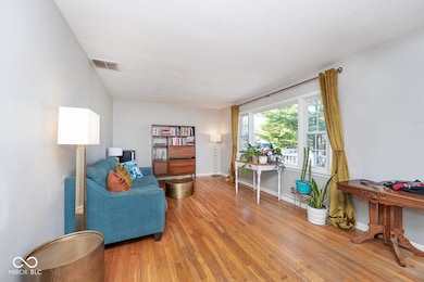 9201 Warwick Rd, Indianapolis, IN 46240 - photo 7