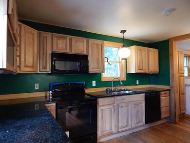 452 Huntville Rd, Fairfax, VT 05454 - photo 4