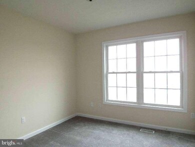 199 Thrasher Dr, Inwood, WV 25428 - photo 5