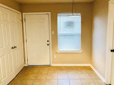 6508 Jensen Dr, Houston, TX 77026 - photo 7
