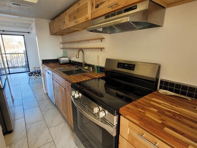 734 Worthington Forest Place unit 734, Columbus, OH 43229 - photo 7