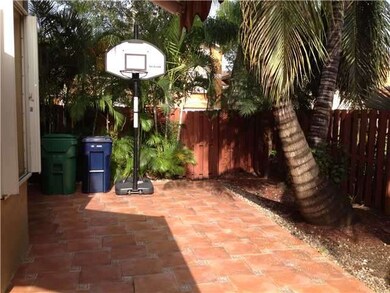 10952 NW 48th Ln, Doral, FL 33178 - photo 6