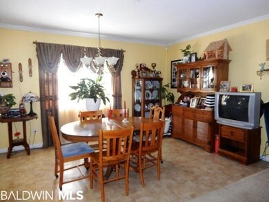 182 Hatfield Ln, Atmore, AL 36502 - photo 4