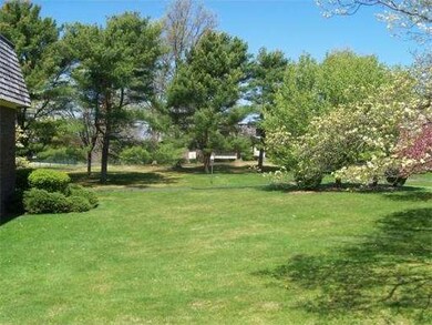 4700 N Main St unit 1D, Fall River, MA 02720 - photo 3