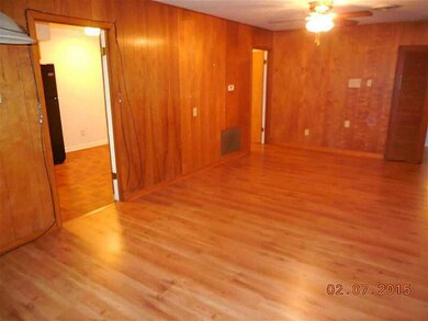 Dining Room. /Living Room
