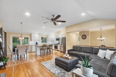 29 Country Side Dr, Nashua, NH 03062 - photo 4