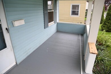 Nice front porch.
