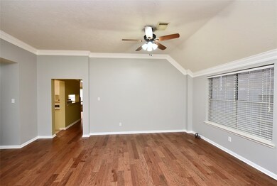 8218 Polished Stone Cir, Houston, TX 77095 - photo 4