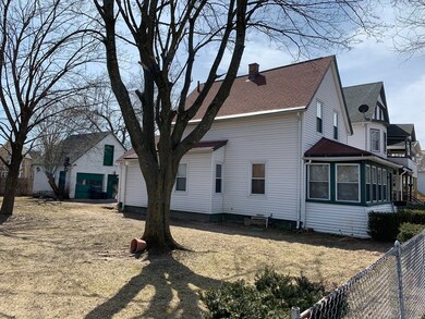 93 Cedar St, Springfield, MA 01105 - photo 2