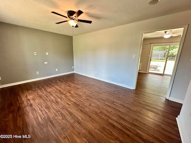 313 Deacon Ct, Havelock, NC 28532 - photo 2