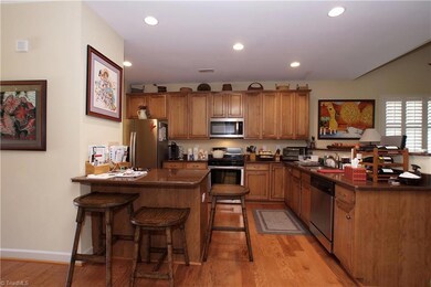 4506 Treebark Ln, High Point, NC 27265 - photo 7