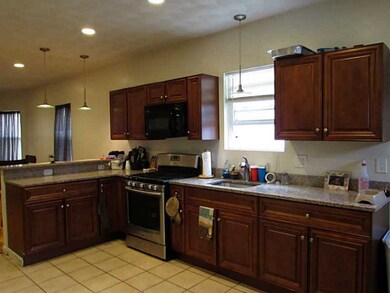 6 Violet St, Providence, RI 02908 - photo 2