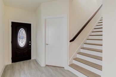 6534 Radcliffe St, Houston, TX 77091 - photo 6