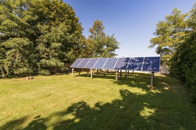 18 Oxford St, Fairhaven, MA 02719 - photo 4