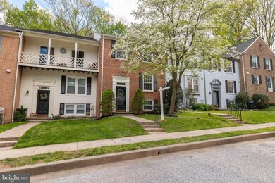 27 Inverin Cir, Lutherville Timonium, MD 21093 - photo 2