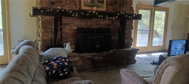 34591 W 355th St, Osawatomie, KS 66064 - photo 3