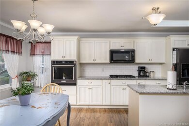 205 E Lewis St, New Albany, IN 47150 - photo 6