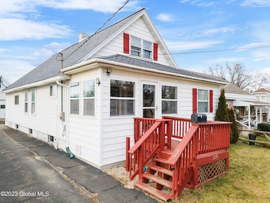 3-web-or-mls-2548SecondAve_03