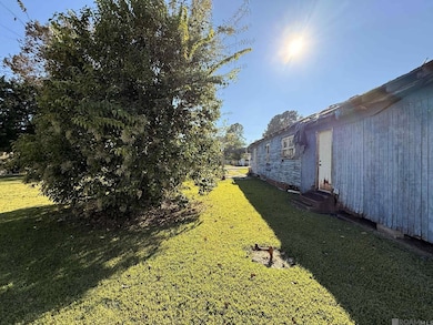 526 Gwin St, Brusly, LA 70719 - photo 2