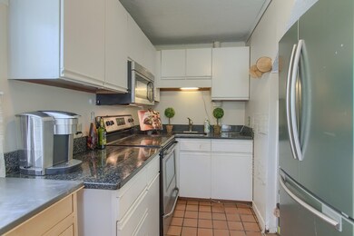 42 Elsie Ave, Billerica, MA 01821 - photo 3