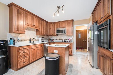 52337 Carriage Hills Dr, South Bend, IN 46635 - photo 6