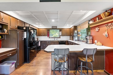 13931 Mcduffee Rd, Churubusco, IN 46723 - photo 7