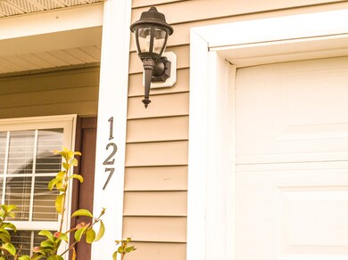 127 Vinca Dr-3