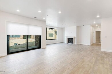 2_Living-Room_1800x1200_3576282