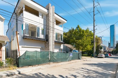 1016 Ruthven St unit A, Houston, TX 77019 - photo 2