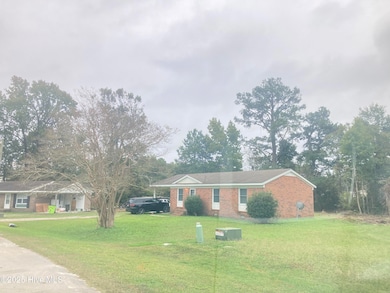 1405 Mockingbird Ln, New Bern, NC 28562 - photo 5